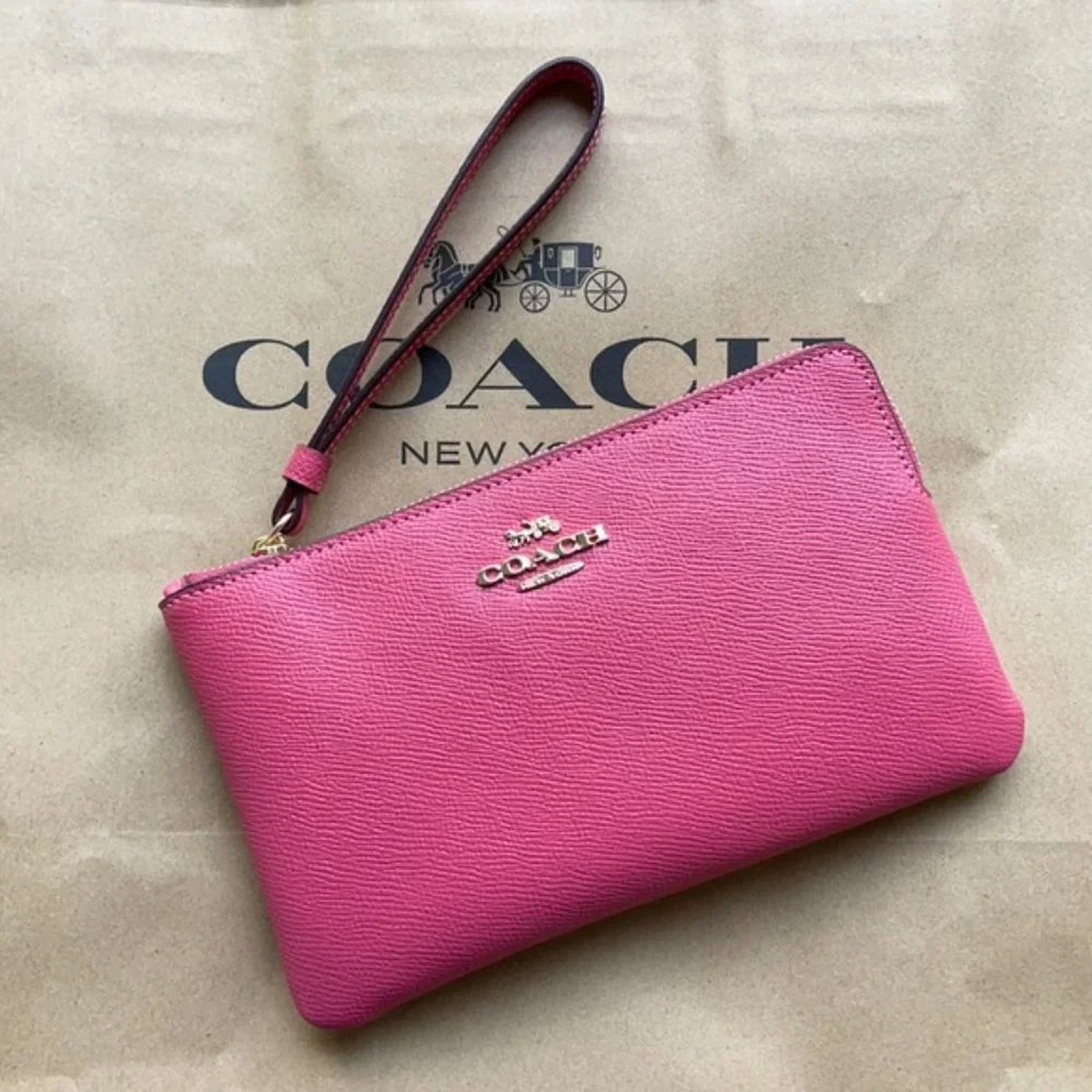 Coach Large Corner Zip Wristlet Gold/Rouge NWT - Picture 10 of 15